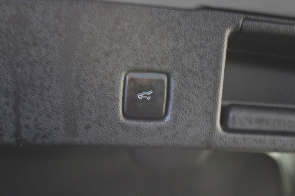 Ford Kuga 2.5 FHEV ST-Line