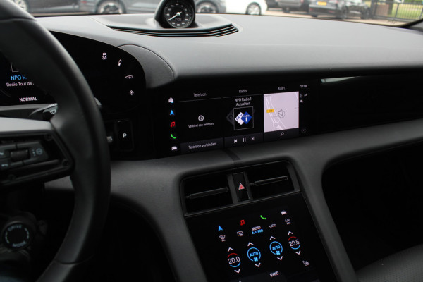 Porsche Taycan Performance 84 kWh / Panoramadak / 360Camera / Luchtvering / Sportchrono / 21'' / Bose / Keyless / Adaptieve Stoelen / Stuur+Stoelverwarming / Dodehoek / DAB / ACC