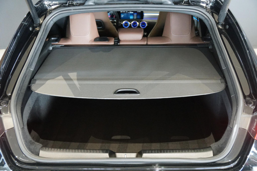 Mercedes-Benz CLA-Klasse Shooting Brake AMG *FACELIFT * + 360° / BURMESTER / HEAD-UP / MEMORY