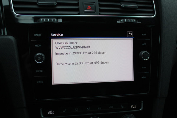 Volkswagen Golf 1.0 TSI Comfortline / Camera / CarPlay / 16'' / Navigatie / Parkeerhulp V+A / Getint glas / DAB / ACC