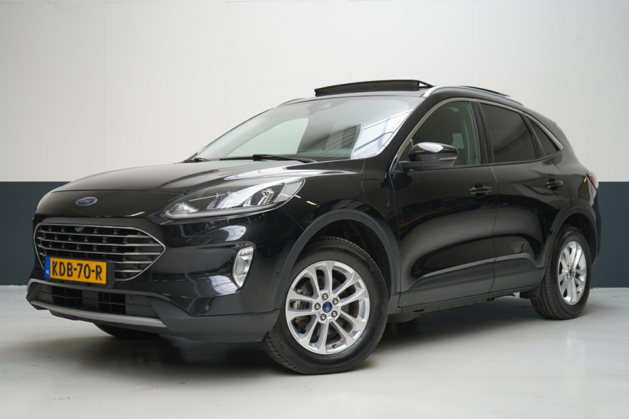 Ford Kuga 2.5 PHEV Titanium | Panoramadak | Trekhaak | Adaptive cruise | Climate control | Stoelverwarming