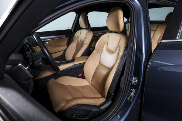 Volvo S90 2.0 T4 190 PK Momentum+ - Automaat Orig. NL | Polestar Engineerd | Dig. Cockpit | Cruise | Stoelverw. | PDC | NAV + App. Connect | ECC | Elek.Trekhaak | LM 18" |