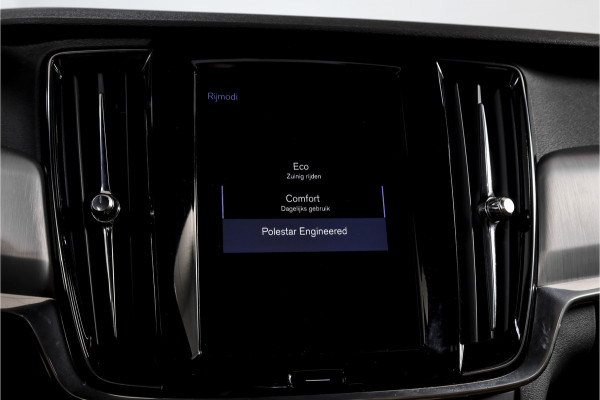 Volvo S90 2.0 T4 190 PK Momentum+ - Automaat Orig. NL | Polestar Engineerd | Dig. Cockpit | Cruise | Stoelverw. | PDC | NAV + App. Connect | ECC | Elek.Trekhaak | LM 18" |
