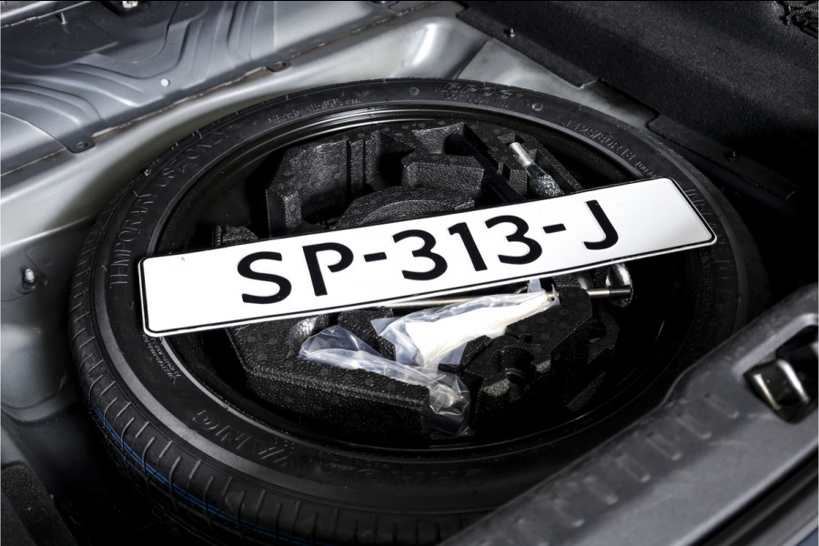 Volvo S90 2.0 T4 190 PK Momentum+ - Automaat Orig. NL | Polestar Engineerd | Dig. Cockpit | Cruise | Stoelverw. | PDC | NAV + App. Connect | ECC | Elek.Trekhaak | LM 18" |