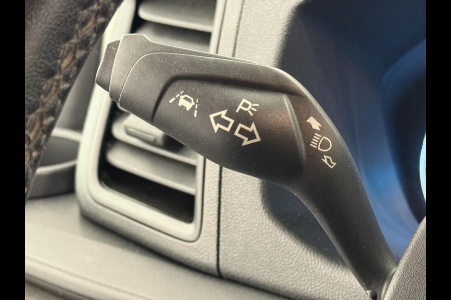 Ford Transit Custom 300 2.0 TDCI L2H1 Trend Airco Cruise Control Parkeersensoren Verwarmbare voorstoelen