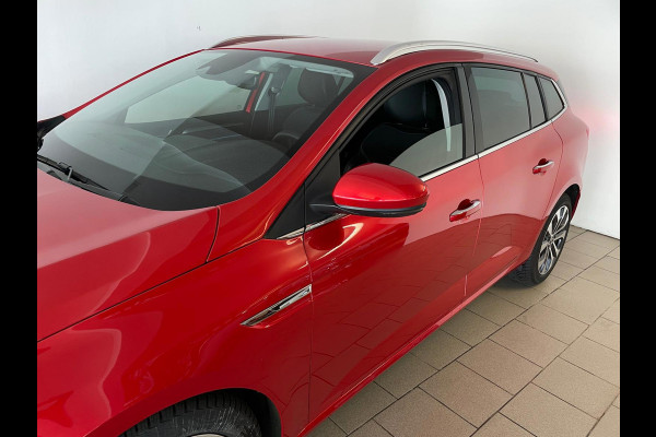 Renault Mégane Estate 1.3 TCe 140 Techno AIRCO NAVI CRUISE ELEK RAMEN CENT VERG VELGEN PRIVACYGLAS ZEER NETTE AUTO