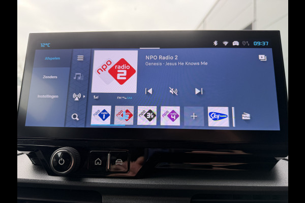 Citroën Berlingo 130pk Club (Camera - Navigatie - Laadruimte betimmering - 3-zits - Parkeersensoren V+A - Airco - Cruise Controle - Apple Carplay