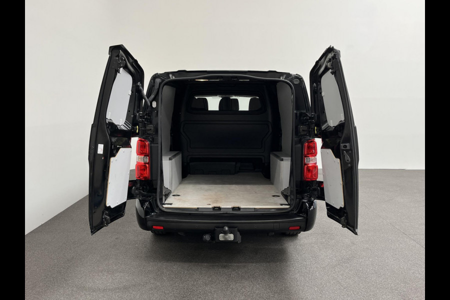 Peugeot Expert 2.0 BlueHDI 180PK Dubbele Cabine Automaat Navigatie Parkeersensoren Clima Control Trekhaak