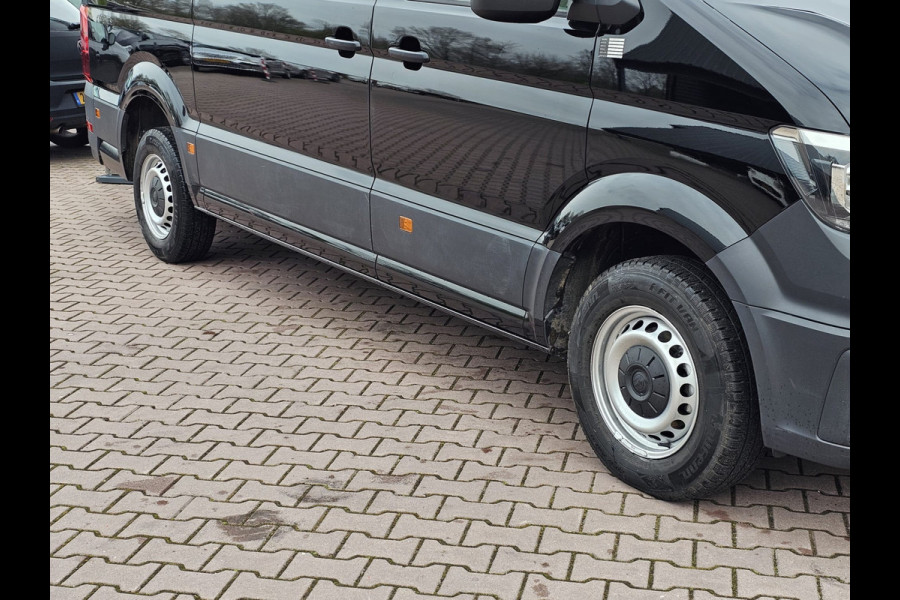 Volkswagen Crafter 35 2.0 TDI L3H3 Comfortline | Trekhaak | Camera | App-connect | Criuse | Bijrijdersbank |