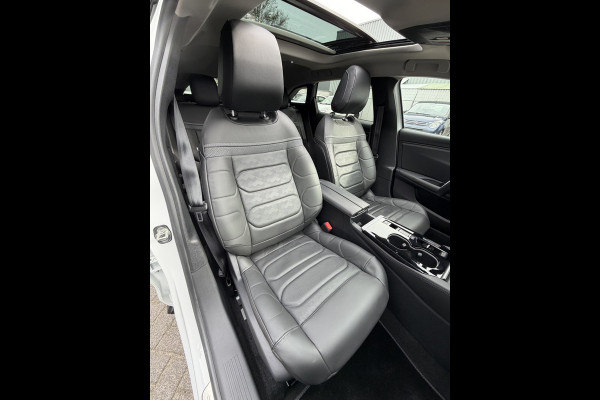 Citroën C5 X 225pk Plug-in Hybrid Shine (Elektrisch Schuifdak - Leder incl verwarming/geheugen - Elektrische Klep - HiFi - 360gr Camera - Ada