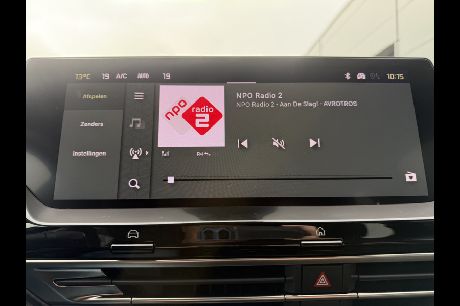 Citroën C5 X 225pk Plug-in Hybrid Shine (Elektrisch Schuifdak - Leder incl verwarming/geheugen - Elektrische Klep - HiFi - 360gr Camera - Ada