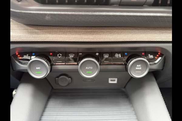 Citroën C5 X 225pk Plug-in Hybrid Shine (Elektrisch Schuifdak - Leder incl verwarming/geheugen - Elektrische Klep - HiFi - 360gr Camera - Ada