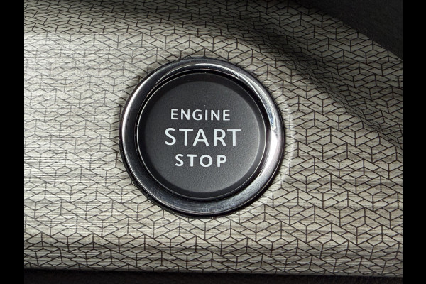 Citroën C5 X 225pk Plug-in Hybrid Shine (Elektrisch Schuifdak - Leder incl verwarming/geheugen - Elektrische Klep - HiFi - 360gr Camera - Ada