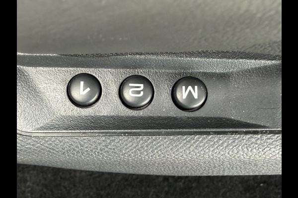 Citroën C5 X 225pk Plug-in Hybrid Shine (Elektrisch Schuifdak - Leder incl verwarming/geheugen - Elektrische Klep - HiFi - 360gr Camera - Ada