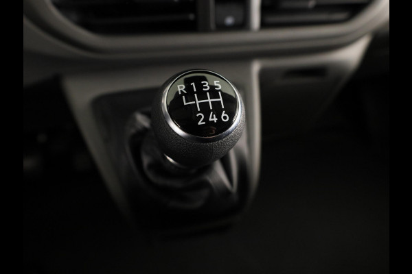 Volkswagen Transporter 2.0 TDI L1H1 28 Life | Adaptieve Cruise Control | App Connect (Android & Apple) | Camera