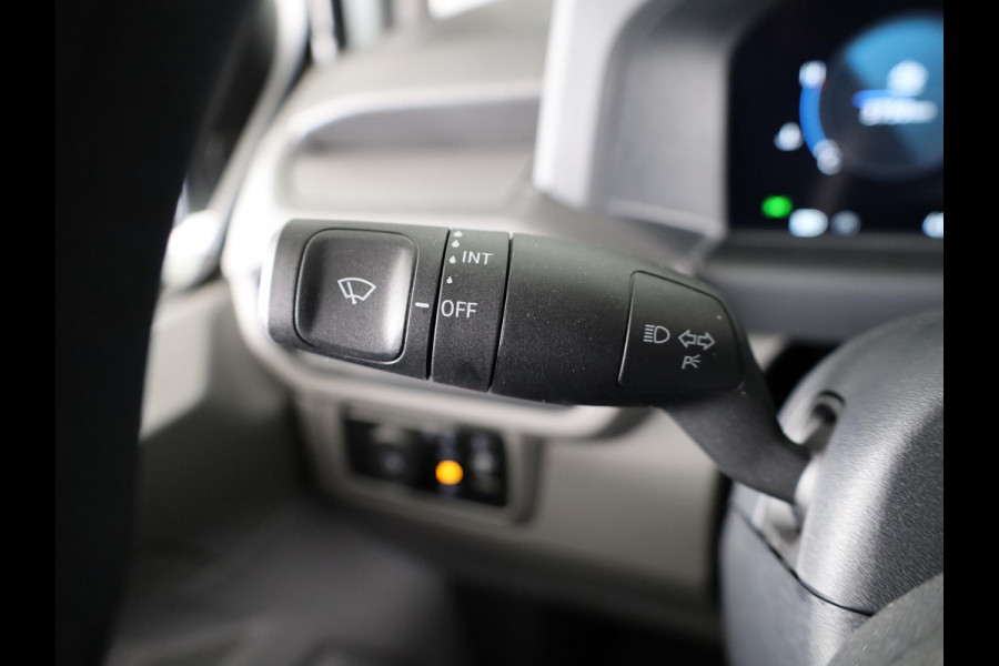 Volkswagen Transporter 2.0 TDI L1H1 28 Life | Adaptieve Cruise Control | App Connect (Android & Apple) | Camera