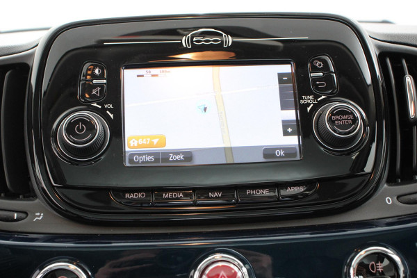 Fiat 500 1.2 Lounge Navigatie Climate Control Lederen Bekleding Panoramadak Cruise Control Bluetooth Parkeersensoren Lichtmetalen velgen