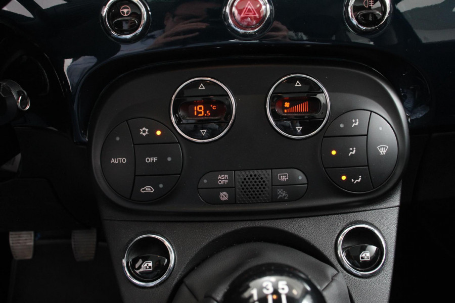 Fiat 500 1.2 Lounge Navigatie Climate Control Lederen Bekleding Panoramadak Cruise Control Bluetooth Parkeersensoren Lichtmetalen velgen