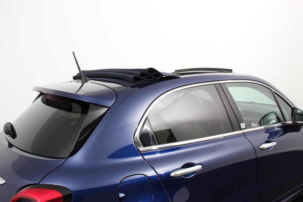 Fiat 500X Fiat 500X 1,4 Turbo 150pk Yacht Club Automaat | Leder | Navigatie | Audio | Canvas vouwdak | Adaptive Cruise Control | Camera | Dab | Led | 18" Lichtmetalen Velgen | Extra getint glas