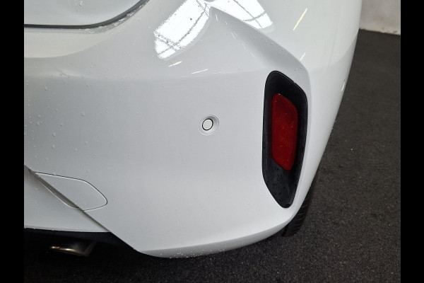 Opel Corsa 1.2 Turbo 110pk Hybrid Automaat GS Navigatie Airco Cruise control Parkeersensoren Apple Carplay/ Android Auto Camera Lichtmetalen velgen LED