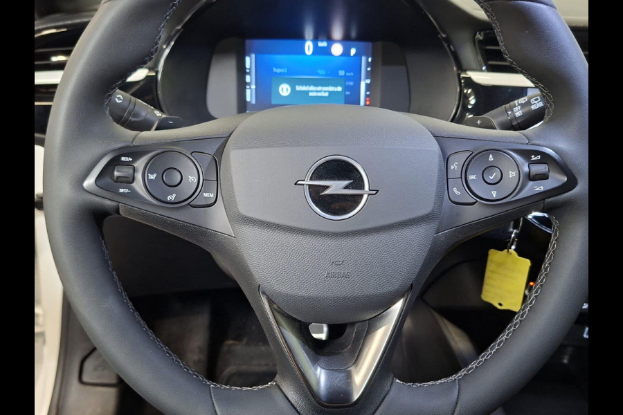 Opel Corsa 1.2 Turbo 110pk Hybrid Automaat GS Navigatie Airco Cruise control Parkeersensoren Apple Carplay/ Android Auto Camera Lichtmetalen velgen LED
