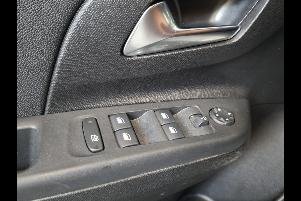 Opel Corsa 1.2 Turbo 110pk Hybrid Automaat GS Navigatie Airco Cruise control Parkeersensoren Apple Carplay/ Android Auto Camera Lichtmetalen velgen LED