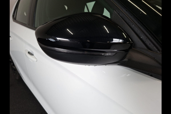 Opel Corsa 1.2 Turbo 110pk Hybrid Automaat GS Navigatie Airco Cruise control Parkeersensoren Apple Carplay/ Android Auto Camera Lichtmetalen velgen LED