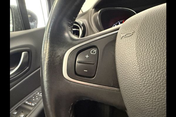 Renault Captur 1.3 TCe Intens Trekhaak Camera Stoelverwarming PDC