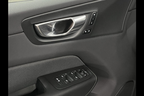 Volvo XC60 2.0 T6 Plug-in hybrid AWD Plus Dark Long range | Adapt. cruise | Open dak | Stuur-/stoelverwarming | Achteruitrij camera