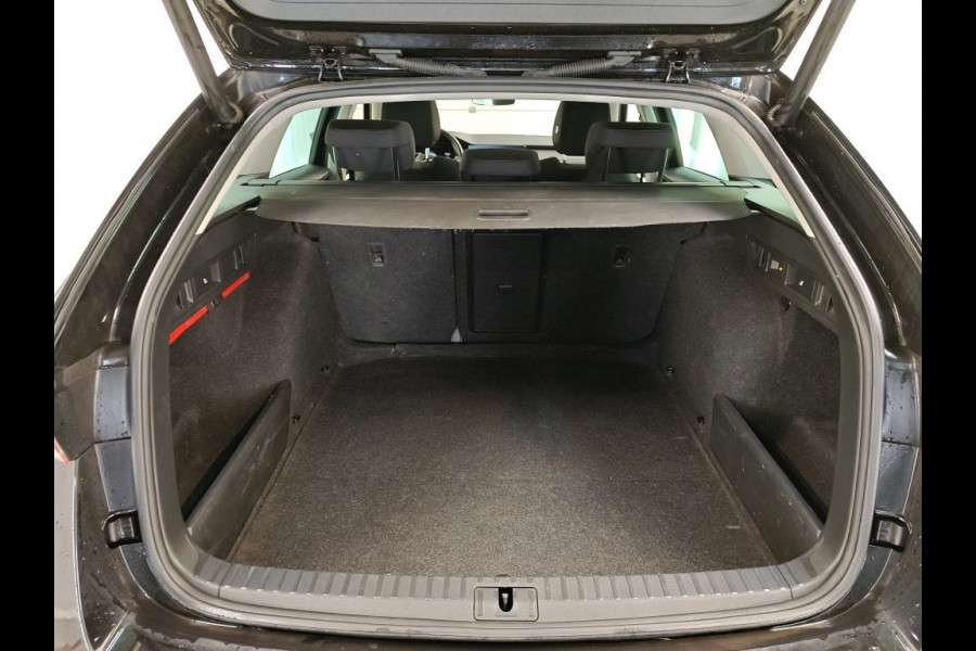 Škoda Octavia Combi 1.0 TSI Business Edition Plus NL-AUTO | PANODAK | TREKHAAK