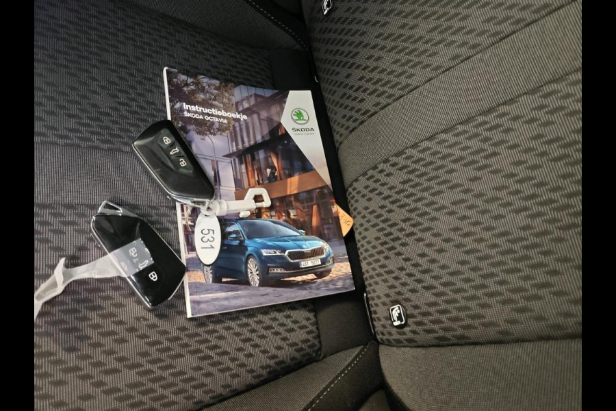 Škoda Octavia Combi 1.0 TSI Business Edition Plus NL-AUTO | PANODAK | TREKHAAK