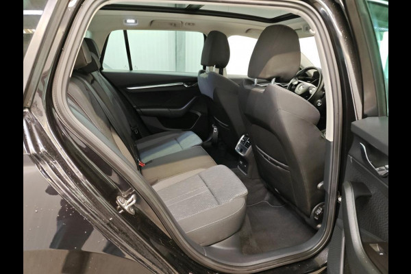 Škoda Octavia Combi 1.0 TSI Business Edition Plus NL-AUTO | PANODAK | TREKHAAK