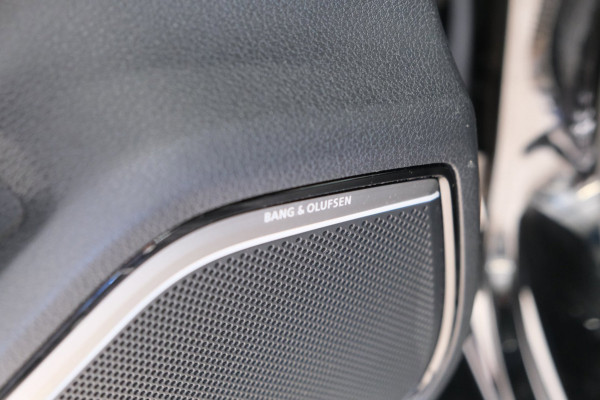 Audi A3 Limousine 35 TFSI CoD Advance Sport 2x S-Line Automaat - N.A.P. Airco, Cruise, PDC.