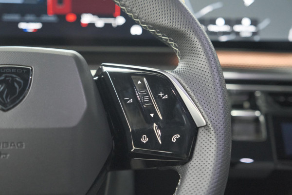 Peugeot 5008 1.2 Hybrid 136 GT | Allseason Banden | Adaptieve Cruise Control | 360 Camera | Apple Carplay