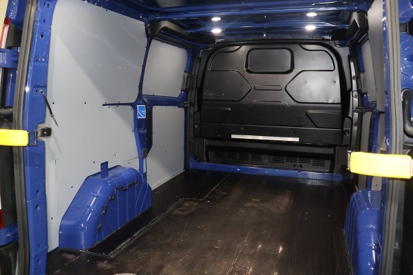 Ford Transit Custom 2.0 TDci 130pk L1 H1 Automaat 2x Schuifdeur Navigatie