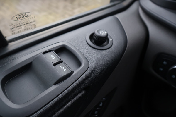 Ford Transit Custom 2.0 TDci 130pk L1 H1 Automaat 2x Schuifdeur Navigatie