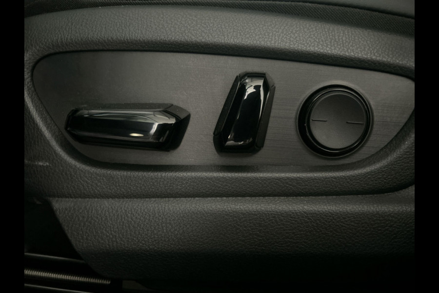 Lexus UX 300e Luxury Line 73 kWh | 45% korting | Winter-pakket | Tech Pack  | Navigatie | Nieuwprijs € 61.095,00 |