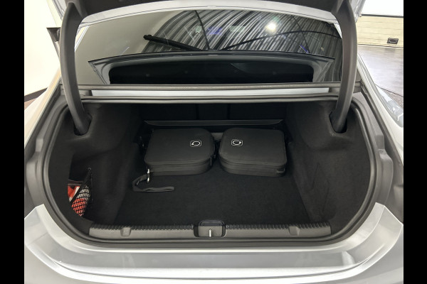 Mercedes-Benz EQE 350 4Matic AMG Line 89 kWh Distronic, Nightpakket, KeylGo
