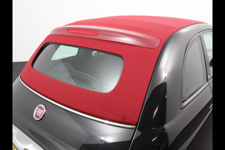 Fiat 500C 1.0 Hybrid Club Cabrio Airco LED Parkeersensoren achter Cruise control Radio Apple Carplay/ Android Auto