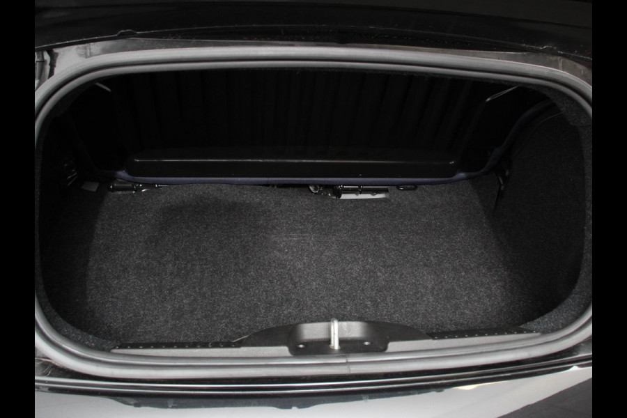 Fiat 500C 1.0 Hybrid Club Cabrio Airco LED Parkeersensoren achter Cruise control Radio Apple Carplay/ Android Auto