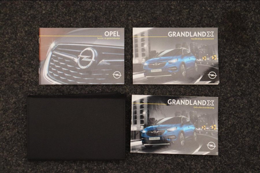 Opel Grandland X 1.2 Turbo Business Executive | Origineel NL | Trekhaak | Navigatie |