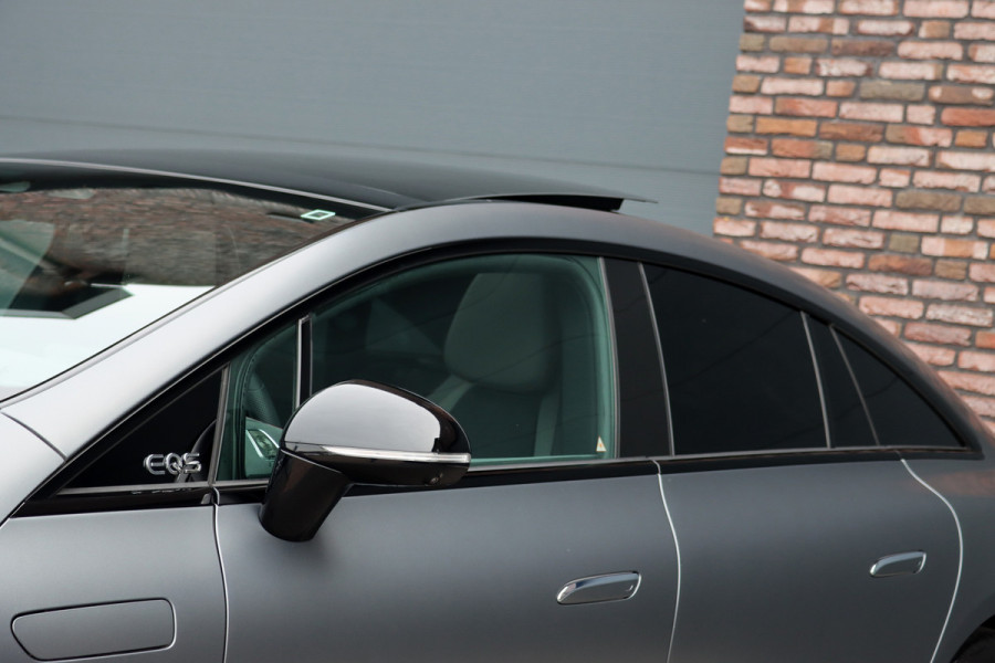 Mercedes-Benz EQS 450+ AMG Line Premium 108 kWh | Luchtvering | Achterasbesturing | Distronic+ | Trekhaak | HUD | Verwarmd Stuurwiel | Memory | Digital Light | Burmester | Stoelverwarming |