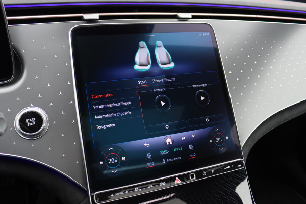 Mercedes-Benz EQS 450+ AMG Line Premium 108 kWh | Luchtvering | Achterasbesturing | Distronic+ | Trekhaak | HUD | Verwarmd Stuurwiel | Memory | Digital Light | Burmester | Stoelverwarming |