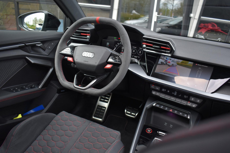 Audi RS3 Sportback 2.5 TFSI quattro Pano Kuip Lane Keyless Sonos Camera