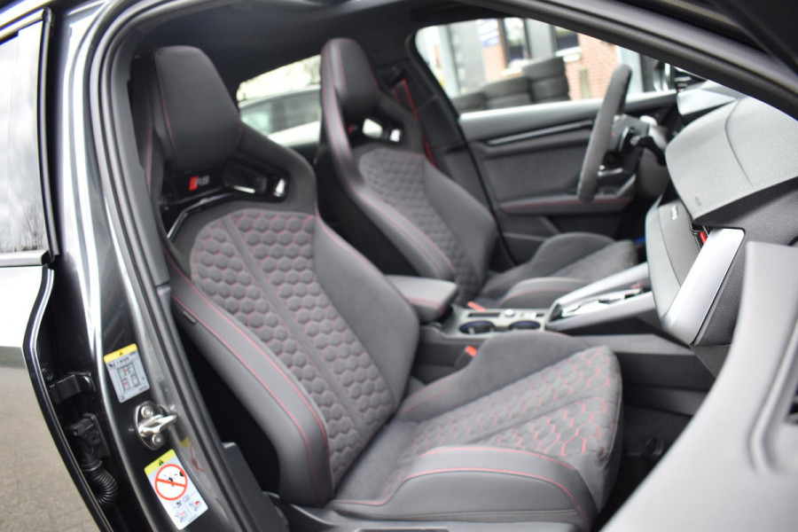 Audi RS3 Sportback 2.5 TFSI quattro Pano Kuip Lane Keyless Sonos Camera