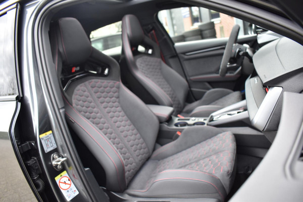 Audi RS3 Sportback 2.5 TFSI quattro Pano Kuip Lane Keyless Sonos Camera