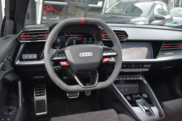 Audi RS3 Sportback 2.5 TFSI quattro Pano Kuip Lane Keyless Sonos Camera