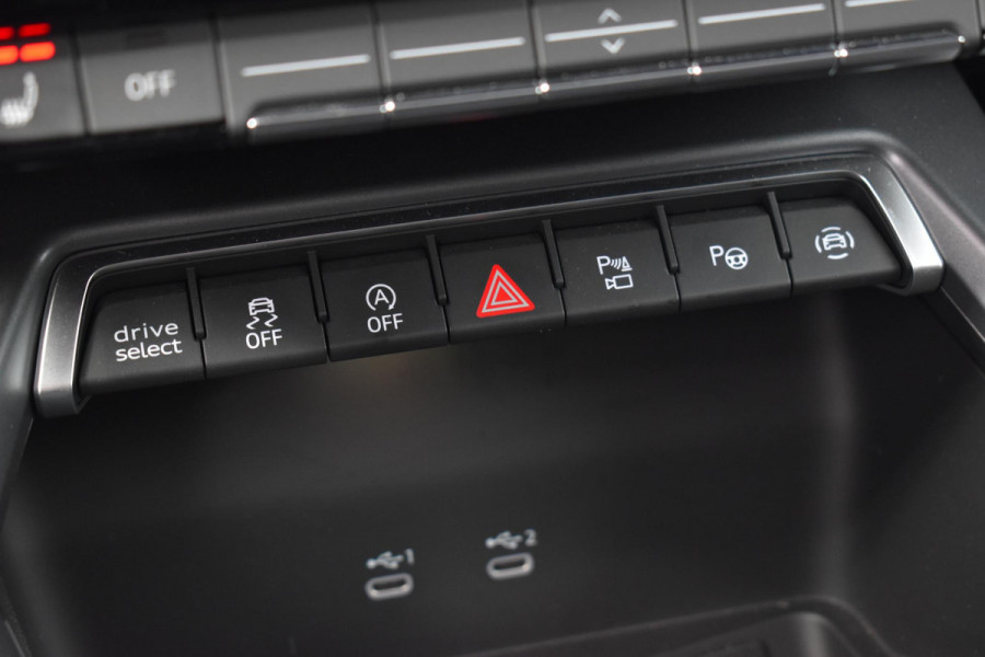 Audi RS3 Sportback 2.5 TFSI quattro Pano Kuip Lane Keyless Sonos Camera