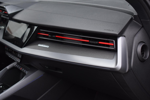 Audi RS3 Sportback 2.5 TFSI quattro Pano Kuip Lane Keyless Sonos Camera