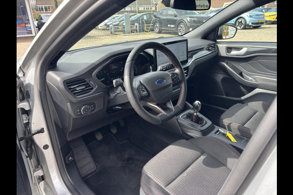 Ford FOCUS Wagon 1.0 EcoBoost Hybrid ST Line | 125pk | Winter Pack | Adaptieve Cruise Control | BLIS | 17 Inch Velgen | SYNC 4